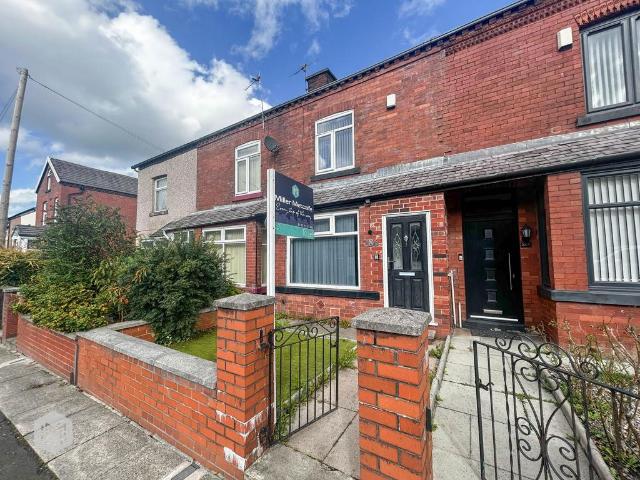 Deane Church Lane, Bolton, BL3 3 bed terraced house to rent £950 pcm £219 pw