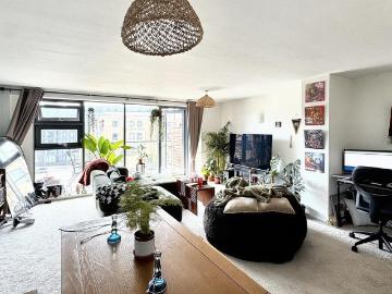 Deanery Road, Bristol BS1 2 bed flat to rent £2,000 pcm £462 pw