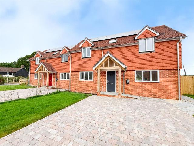 Deanland Road, Golden Cross BN27, 4 bed semi detached house to rent, £2,100 pcm | PrimeLocation