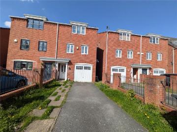 Bilston, West Midlands, Midlands - Garden