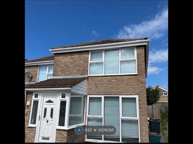 Deansfield Way, Elton CH2, 2 bed end terrace house to rent, £900 pcm | PrimeLocation