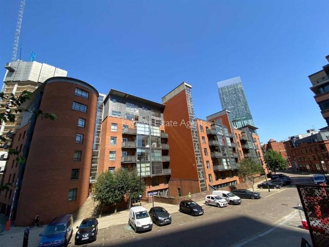 Deansgate Quay, 388 Deansgate. 2 bed apartment to rent £1,450 pcm £335 pw