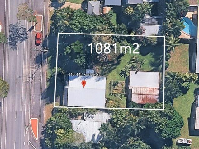 Deceased Estate 1,081m² Double Block Renovate or Develop