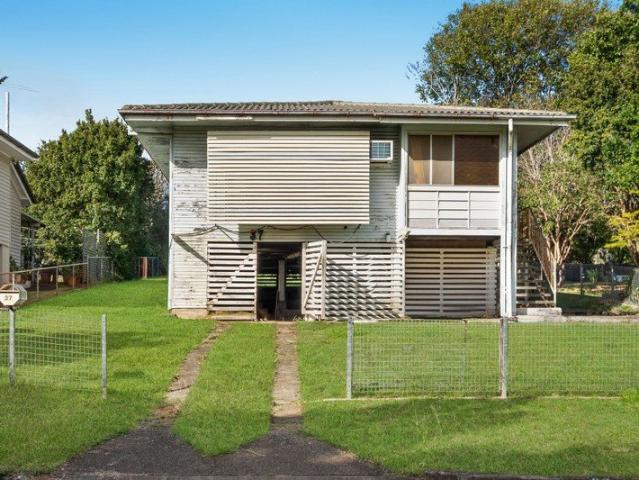 DECEASED ESTATE MUST BE SOLD!