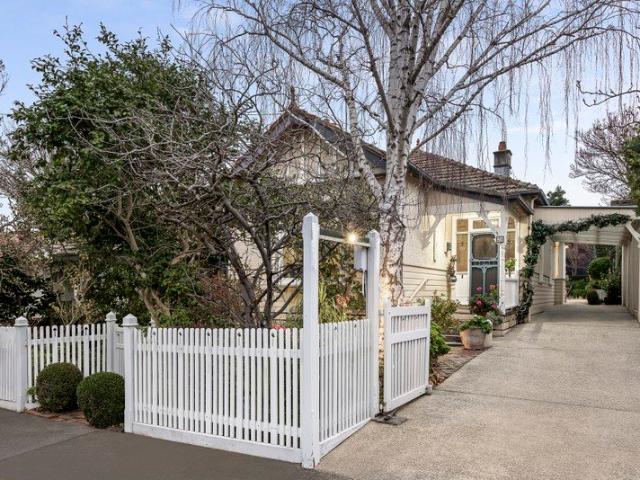 Deceptively Spacious Kew Edwardian Family Home