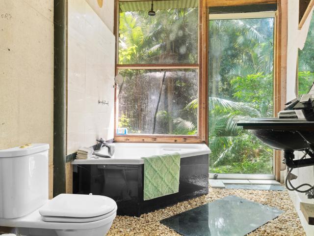 Decide Your Destiny – Renovate or Rebuild?