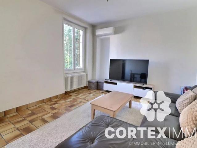 Décines Charpieu, Maison 4 pièces, 94,75 m² Terrain 690 m²