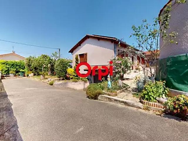 Décines Charpieu 69150 Achat / Vente maison 4 pièces t4 piscine jardin