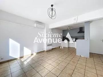 Décines Charpieu 69150 Location appartement 2 pièces t2 au dernier étage
