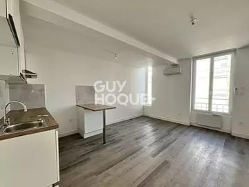 Décines Charpieu 69150 Location appartement 3 pièces t3 au dernier étage