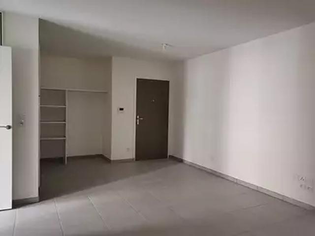 Décines Charpieu 69150 Location appartement 3 pièces t3 balcon
