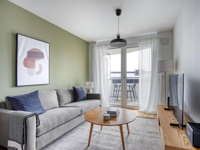 Deck Zehn 2 Zi, Balkon, Aufzug, Sauna, Co Working, gute Anbindung, Hauptbahnhof Nähe VIE352