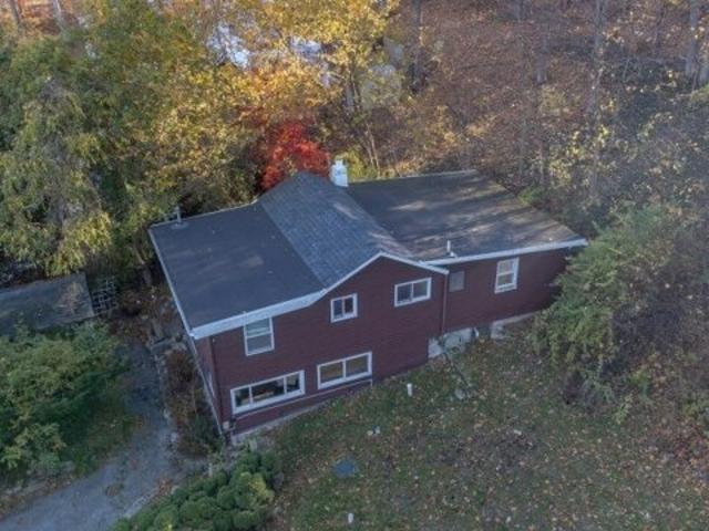 Decker Pond Rd, Vernon, Home For Sale