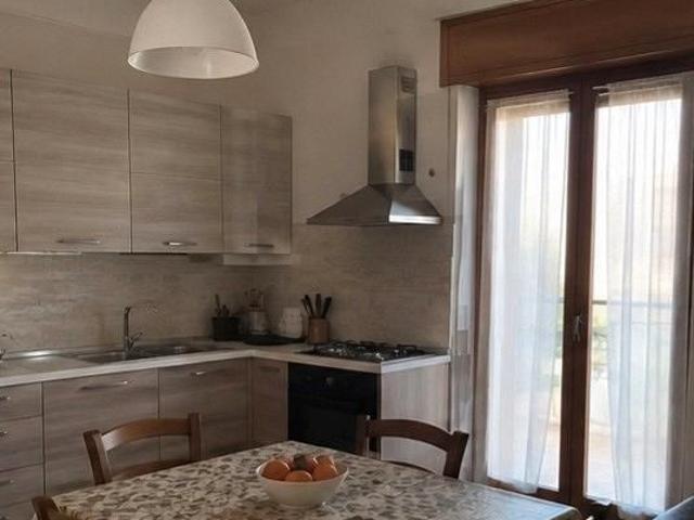Decoroso trilocale arredato nuovo Corso sommelier
