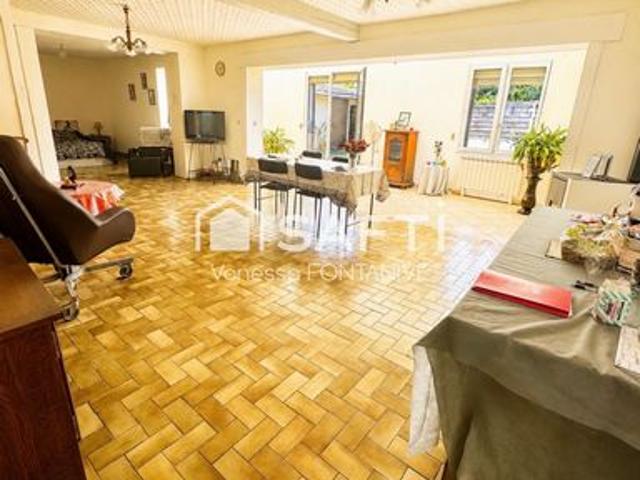 Découvrez cette maison de campagne de 158m2