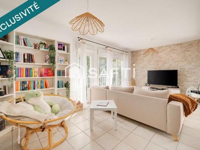 Découvrez un véritable cocon de douceur d'environ 78 m², au 2ème étage avec balcon