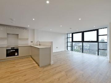 Dedworth Road, Windsor, Berkshire SL4, 2 bed flat to rent, £2,250 pcm | PrimeLocation