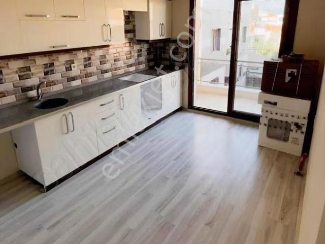 Dede Korkut Parkı Yakını 1+1 Ara Kat Asansörlü Kiralık Daire