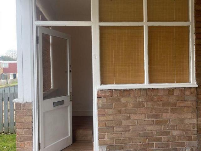 Dee Court, Liverpool 1 bed apartment to rent £600 pcm £138 pw