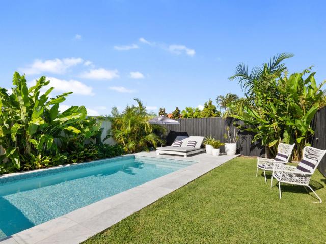 Dee Why, 101 Victor Road
