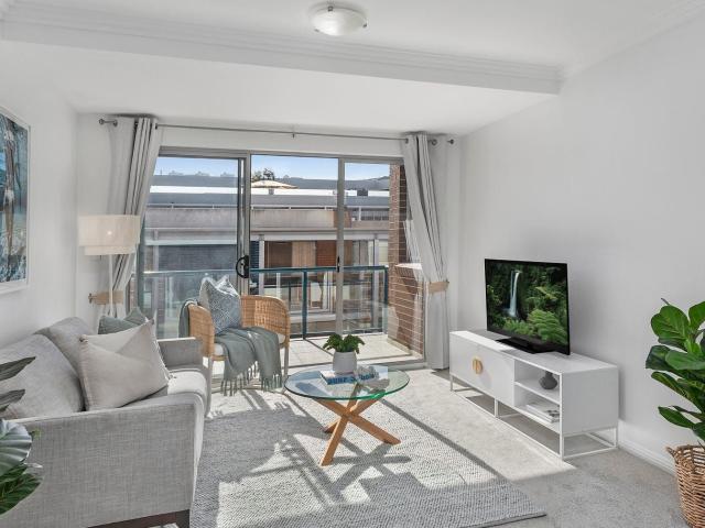 Dee Why, 72/1 3 Delmar Parade