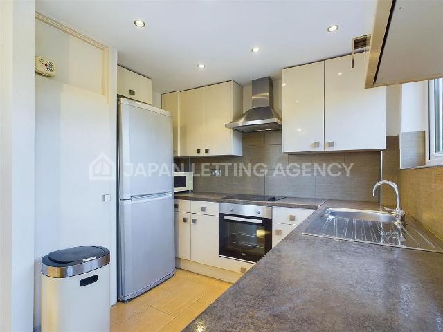 Deena Close, North Ealing W3, 4 bed end terrace house to rent, £3,000 pcm | PrimeLocation