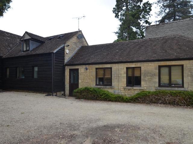 Deep Street, Prestbury, Cheltenham. 2 bed semi detached house to rent £1,300 pcm £300 pw