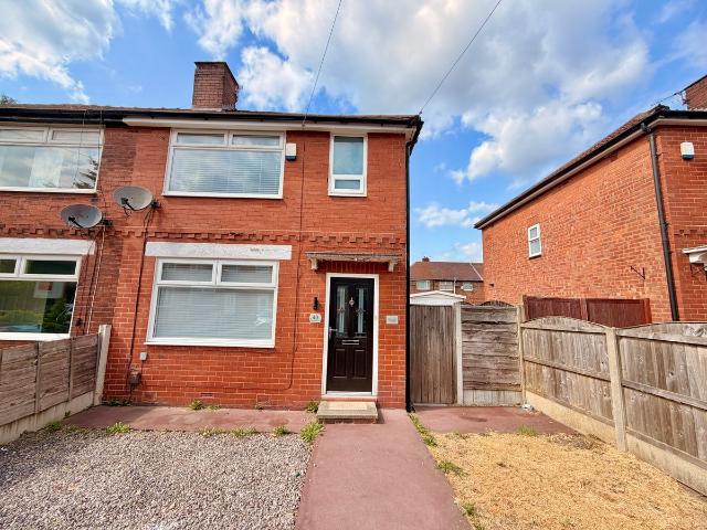 Deepdale Drive, Swinton M27, 3 bed terraced house to rent, £1,275 pcm | PrimeLocation