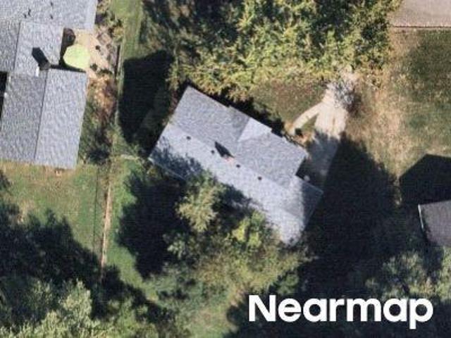 Deepwood Dr