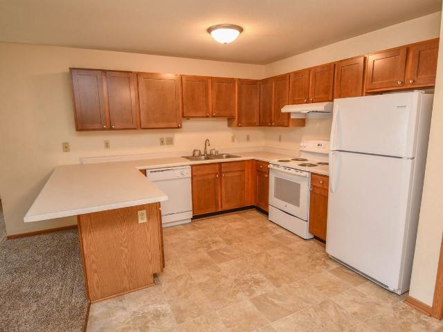 Deer Creek Apartments 2 2 Bedroom Apartment for Rent at 113 Deer Creek Ct, Jefferson, WI 53549