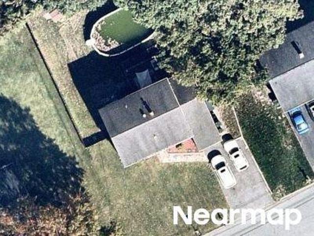 Deer Path Dr