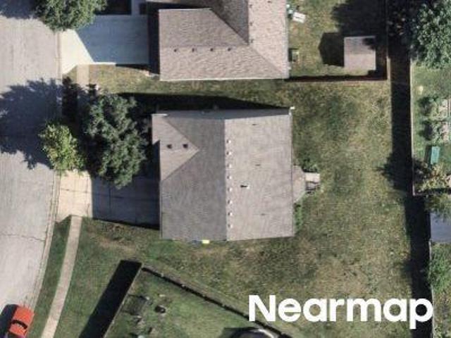 Deer Trail Dr