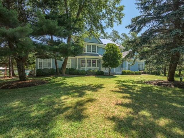 Deerfield Rd, Water Mill, Home For Sale