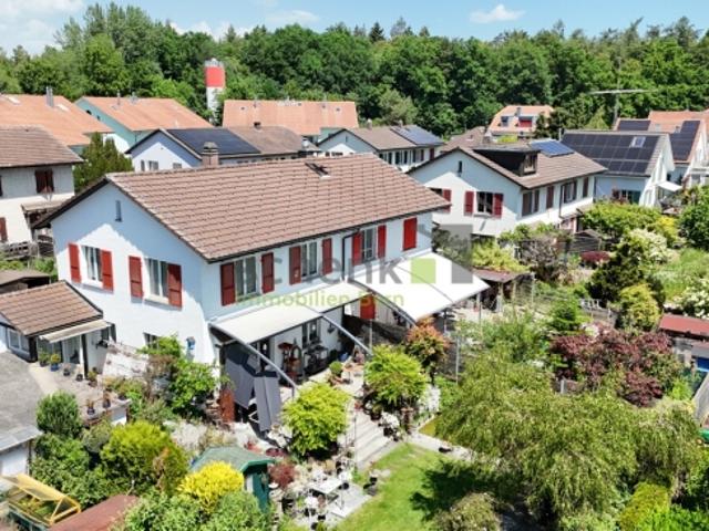 DEFH mit herrlichem Garten an ruhiger Familienlage