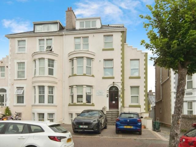Deganwy Avenue, Llandudno LL30, 1 bed flat to rent, £750 pcm | PrimeLocation