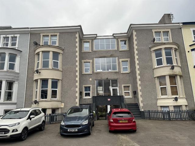 Deganwy Avenue, Llandudno, Llandudno LL30, 3 bed flat to rent, £850 pcm | PrimeLocation