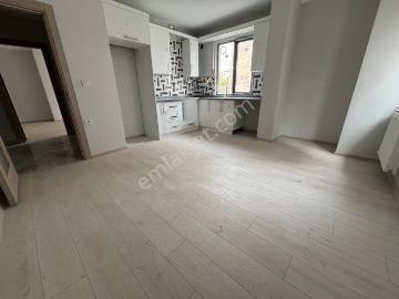 Deha Emlak`tan Satılık 2+1 Zemin Kat Daire Akçaabat Yaylacık Mah