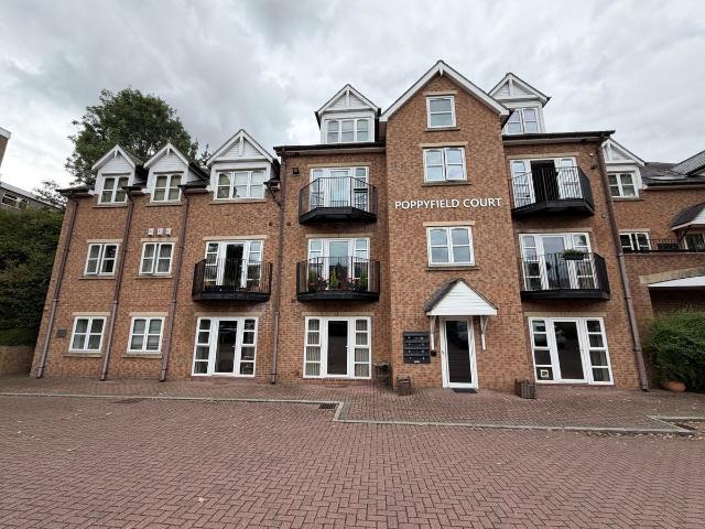 Deighton Road, Wetherby, West Yorkshire LS22, 2 bed flat to rent, £950 pcm | PrimeLocation