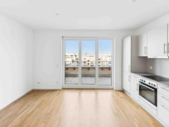 Dein neues Zuhause in Karlshorst – 1 Zimmer mit Terrasse & offener Küche
