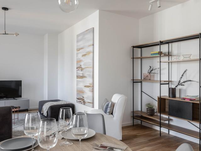 Dein neues Zuhause! Moderne 4 Zimmer Wohnung im Herzen Berlins