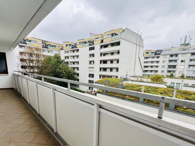Dein Projekt U6 ums Eck Innenhof Ruhelage Sunset Loggia Millennium City u. technische Fachhochschule ums Eck Donauinsel