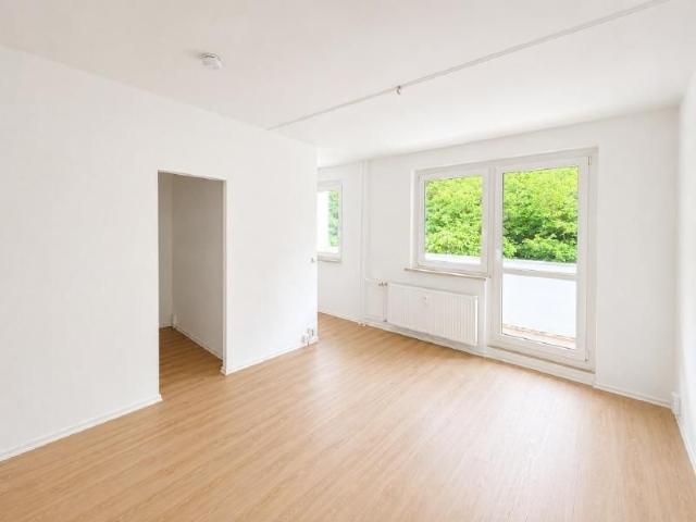 Dein Start in die Selbstständigkeit – AZUBI Wohnung mit EBK