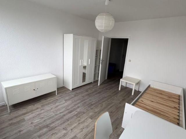 Deine möblierte Wohnung zum Studienbeginn 1009 Woldegker Straße 30