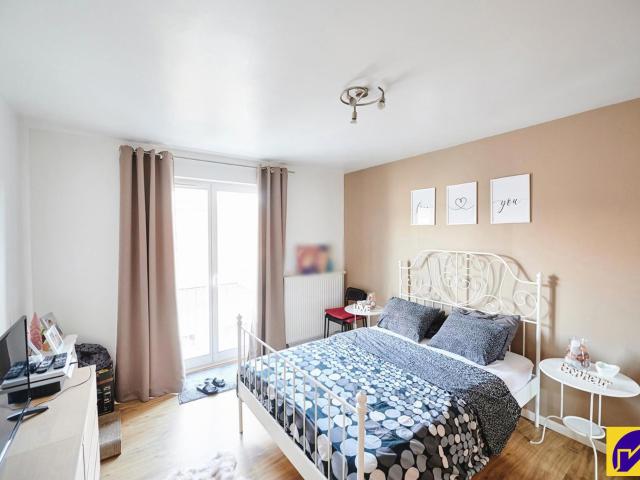 Déjà Loué > Très Bel Appartement 2 Ch full rénové idéalement situé