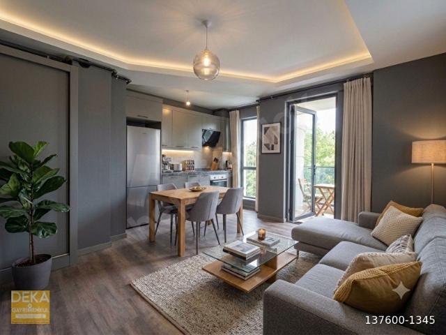 DEKA GAYRİMENKUL'DEN KÖRFEZ'DE TRAMVAYA 50 MT KOMBİLİ 1+1 DAİRE