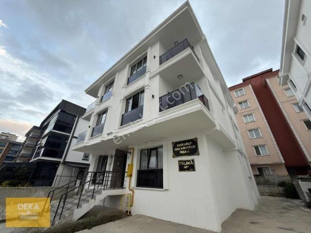 Deka Gayrimenkul'den Eşyalı Lüks Ulaşıma Yakın 1+1 Daire