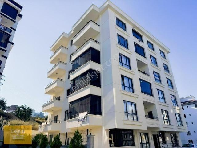 Deka Gayrimenkul'den Geniş Eşyalı 1+1 Kiralık Daire