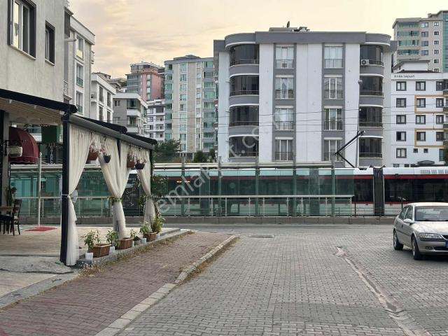 Deka Gayrimenkulden Kurupelit Tramvay Durağı Altı Kiralık 1+1