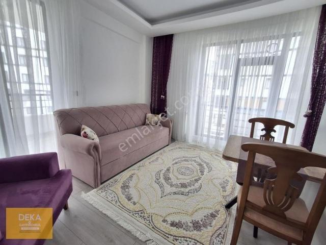 Deka Gayrimenkul'den 19 Mayıs Bulvarı'nda Eşyalı Kiralık 1+1