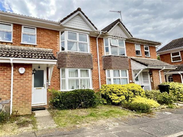 Delta Close, Christchurch, Dorset, BH23 1 bed apartment to rent £1,000 pcm £231 pw